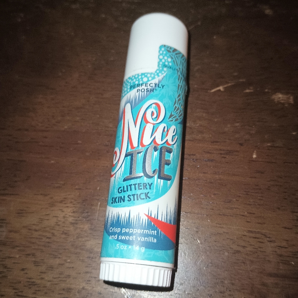 Perfectly Posh Nice Ice Glittery Skin Stick